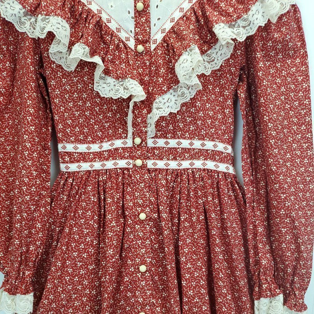 Girls Christmas Dress Handmade Mistletoe Holiday Vintage Cottagecore Size 4-5 - Picture 8 of 13